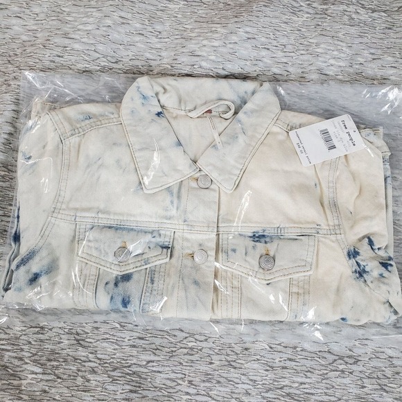 Free People Rumors Denim Jacket- WOMEN SMALL -Jones Tie Dye Blue Jean Jacket-NEW - Picture 5 of 7
